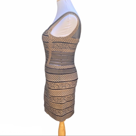 Gracia Bodycon Bandage Dress - Picture 5 of 10